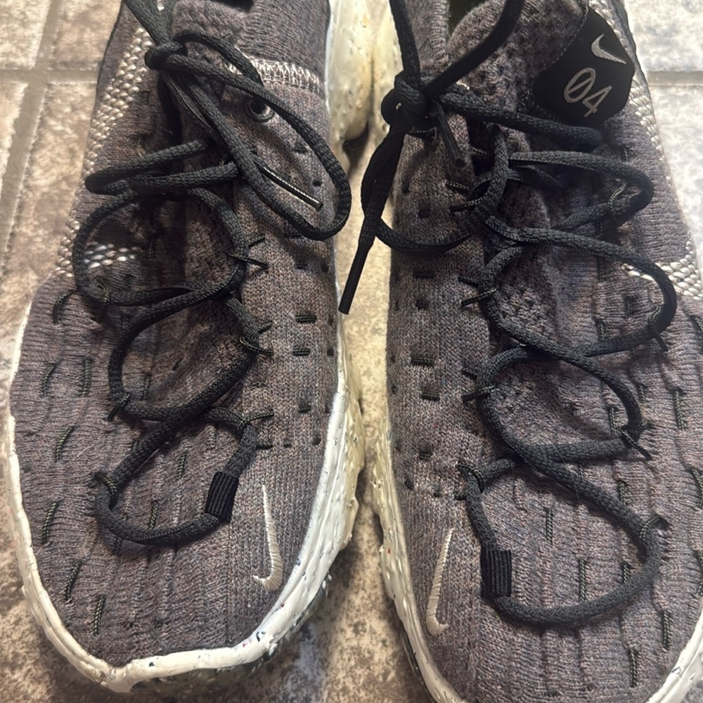 Nike woman’s size 8